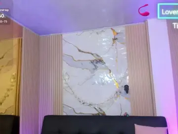Athenaa-tay  live sex cam