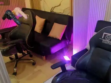 Athenaa-tay  live sex cam