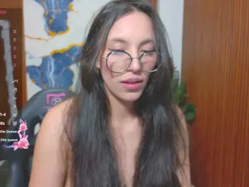 Athenaa-tay  live sex cam
