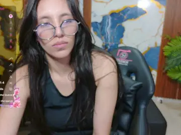 Athenaa-tay  live sex cam