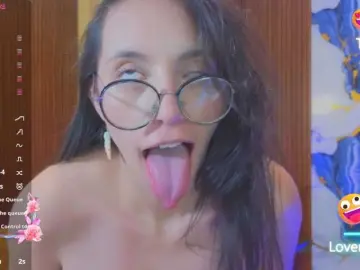 Athenaa-tay  live sex cam