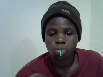 Blackmelanin30  live sex cam