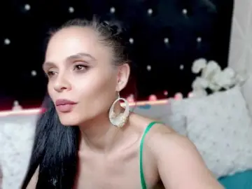 Sweeteest-Julie  live sex cam