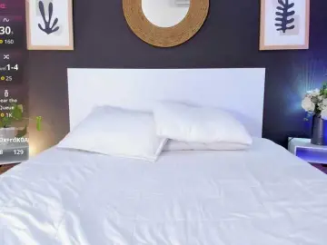 VioletPaket  live sex cam