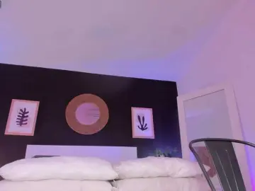 VioletPaket  live sex cam