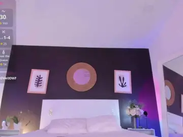 VioletPaket  live sex cam