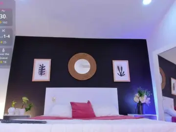 VioletPaket  live sex cam