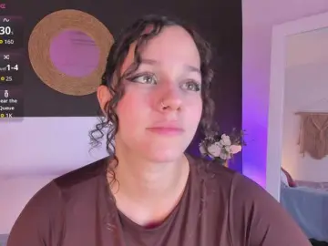 VioletPaket  live sex cam