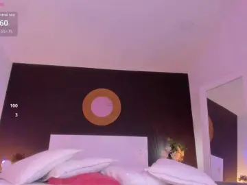 VioletPaket  live sex cam