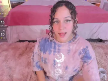 VioletPaket  live sex cam