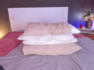 VioletPaket  live sex cam