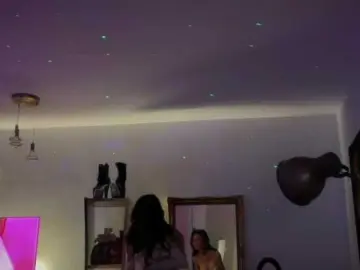 XMissVictoriaX  live sex cam