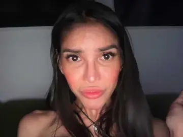 XMissVictoriaX  live sex cam