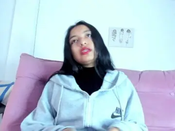Sweet-cinamon  live sex cam