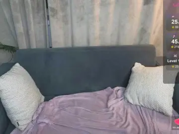 AliceMann  live sex cam