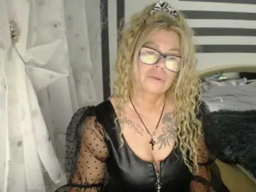 ArianeSexy  live sex cam
