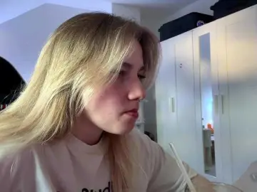 FlippyPippy  live sex cam