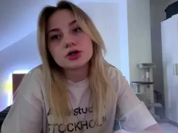 FlippyPippy  live sex cam