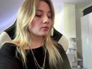 FlippyPippy  live sex cam