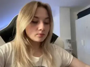 FlippyPippy  live sex cam