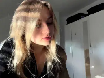 FlippyPippy  live sex cam