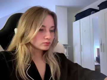 FlippyPippy  live sex cam