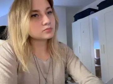 FlippyPippy  live sex cam