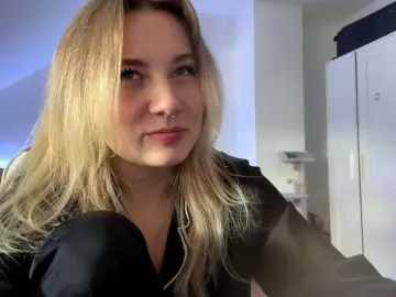 FlippyPippy  live sex cam