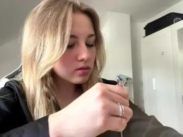 FlippyPippy  live sex cam