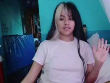 Hairy-Young  live sex cam