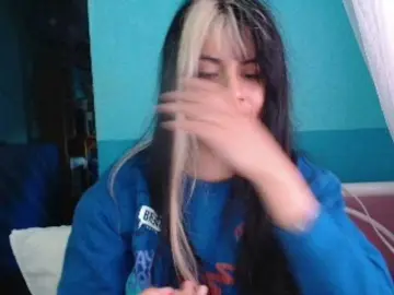 Hairy-Young  live sex cam