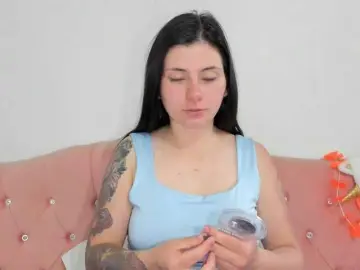 JenellKurtz  live sex cam