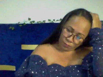 Myrahsexy  live sex cam