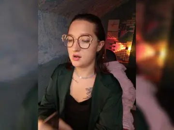 Rosia-Guess  live sex cam