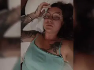 Rosia-Guess  live sex cam