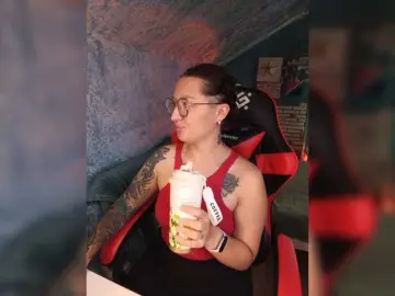 Rosia-Guess  live sex cam