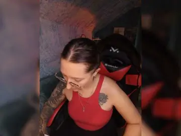 Rosia-Guess  live sex cam