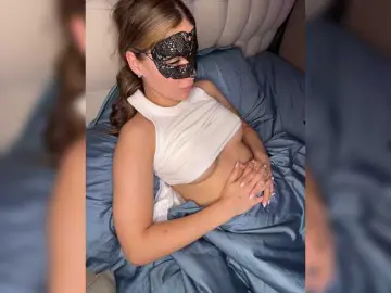 Zorrka  live sex cam