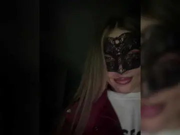 Zorrka  live sex cam