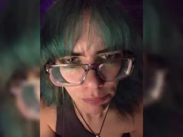 Alienkaa  live sex cam