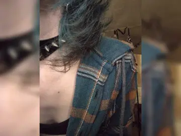 Alienkaa  live sex cam