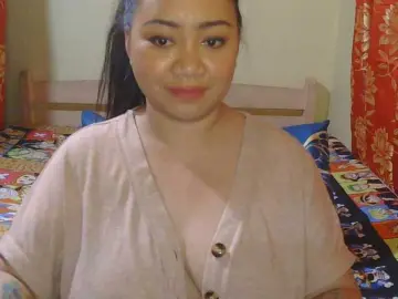 Ladyvita21  live sex cam