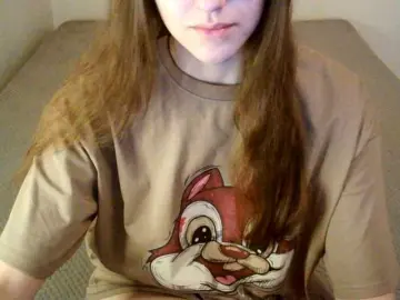 Mikkirsan1  live sex cam