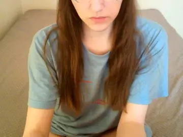 Mikkirsan1  live sex cam