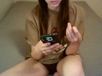 Mikkirsan1  live sex cam