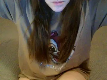 Mikkirsan1  live sex cam
