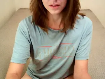 Mikkirsan1  live sex cam