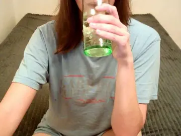 Mikkirsan1  live sex cam