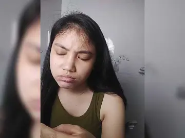 Truc11  live sex cam