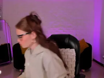 CorinneRusso  live sex cam